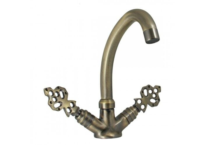 Duvar Tipi Pirinç Musluk  Çeşme Musluğu  Rustik Musluk