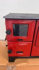 Fırınlı Kuzine Döküm Soba – Odunlu Isıtma ve Pişirme Sobası