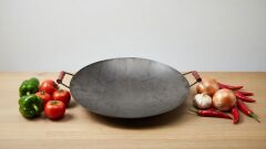 Ahşap Saplı Yuvarlak Sac Tava 40 cm 45 cm  – Kamp, Ocak Üstü ve Açık Ateş Kullanıma Uygun(