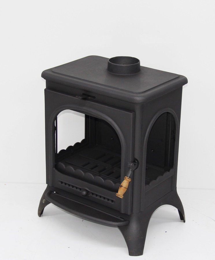 Cast iron stove, kitchen stove, glass-fronted stove, MF108 model kitchen stove.