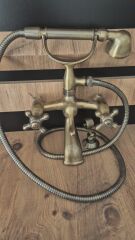 Osmanlı Tarzı Antik Banyo Bataryası – El Duşlu