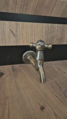 Eskitme Pirinç Tek Kollu Musluk – Duvara Monte