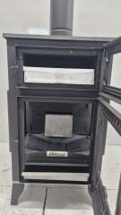 Pelet Camlı Kuzine Tipi Odun Sobası – Fırınlı, Yüksek Verimli